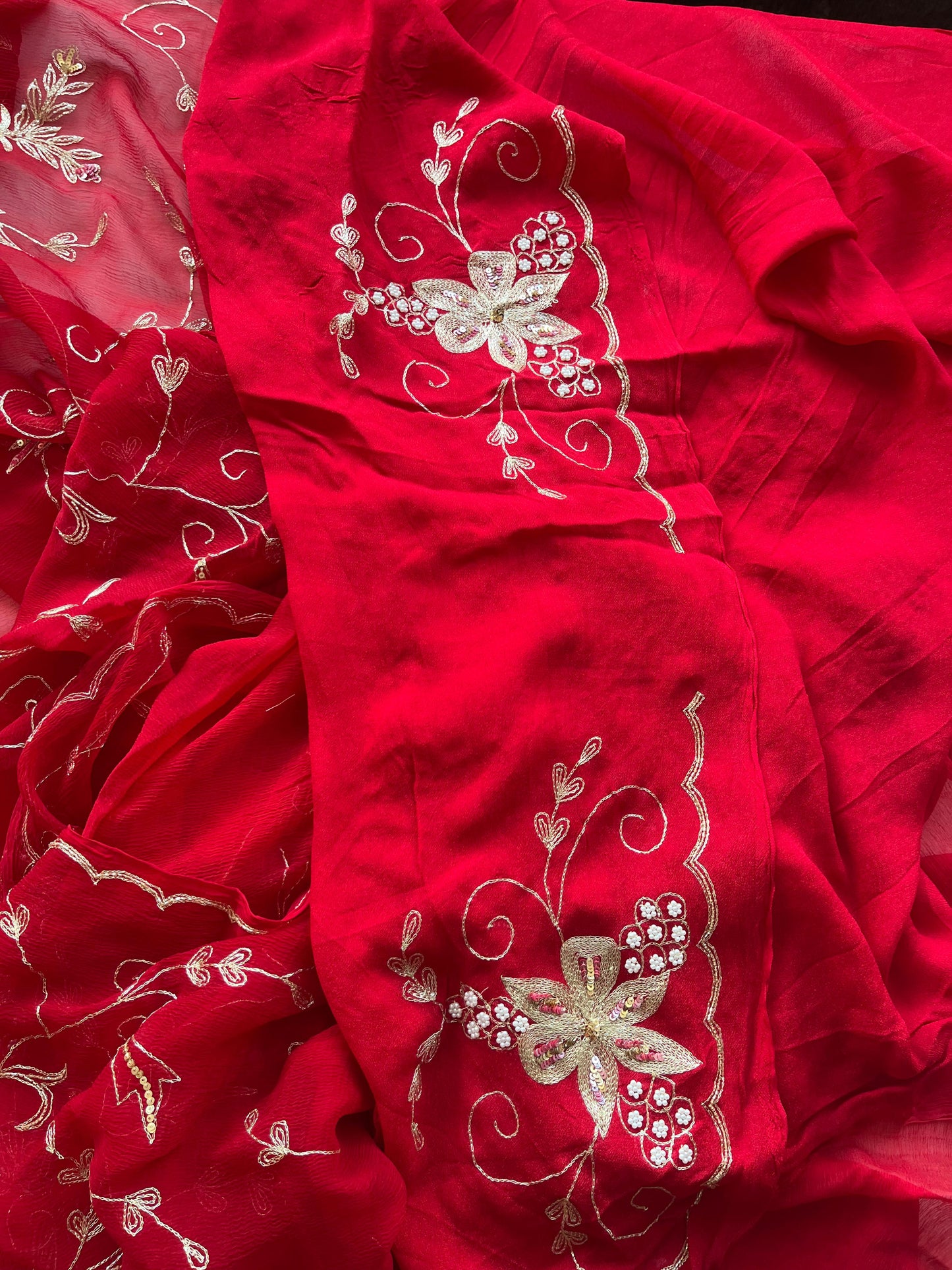 Rajsi Suhaag Chiffon Saree